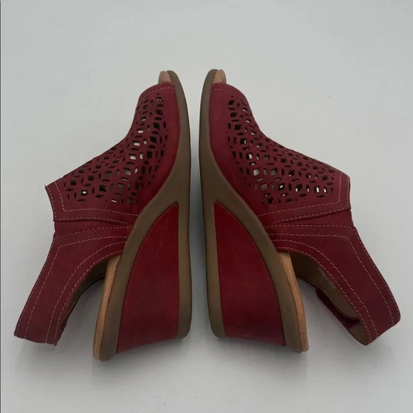 Earth Elegant Red Wedge leather Sandals women 8.5B casual office retro vacation - Picture 5 of 10